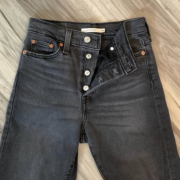 Levis Strauss Pants - Levi’s Wedgie Straight Jeans Womens NWOT Size 26